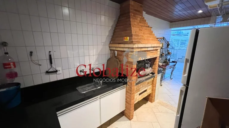 Imagem Cobertura Duplex à venda com 404m², 4 Dormitórios e 3 vagas na Ponta da Praia - Santos por R$ 1.600.000,00.