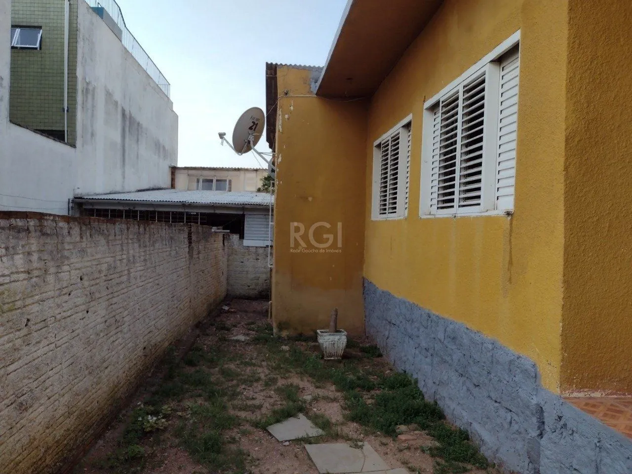 Imagem Casa para Venda, 250m², 4 dormitórios, sendo 1 suite, 10 vagas , Vila Jardim
