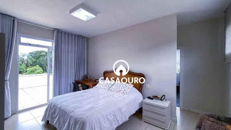 Imagem OPORTUNIDADE - Casa em condomínio à venda, 4 quartos, 3 suítes, 3 vagas, Le Cottage - Nova Lima/MG.