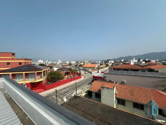 Imagem Prédio comercial/residencial, para investidores, 02 sala, 05 quartos c/suítes em Palhoça SC