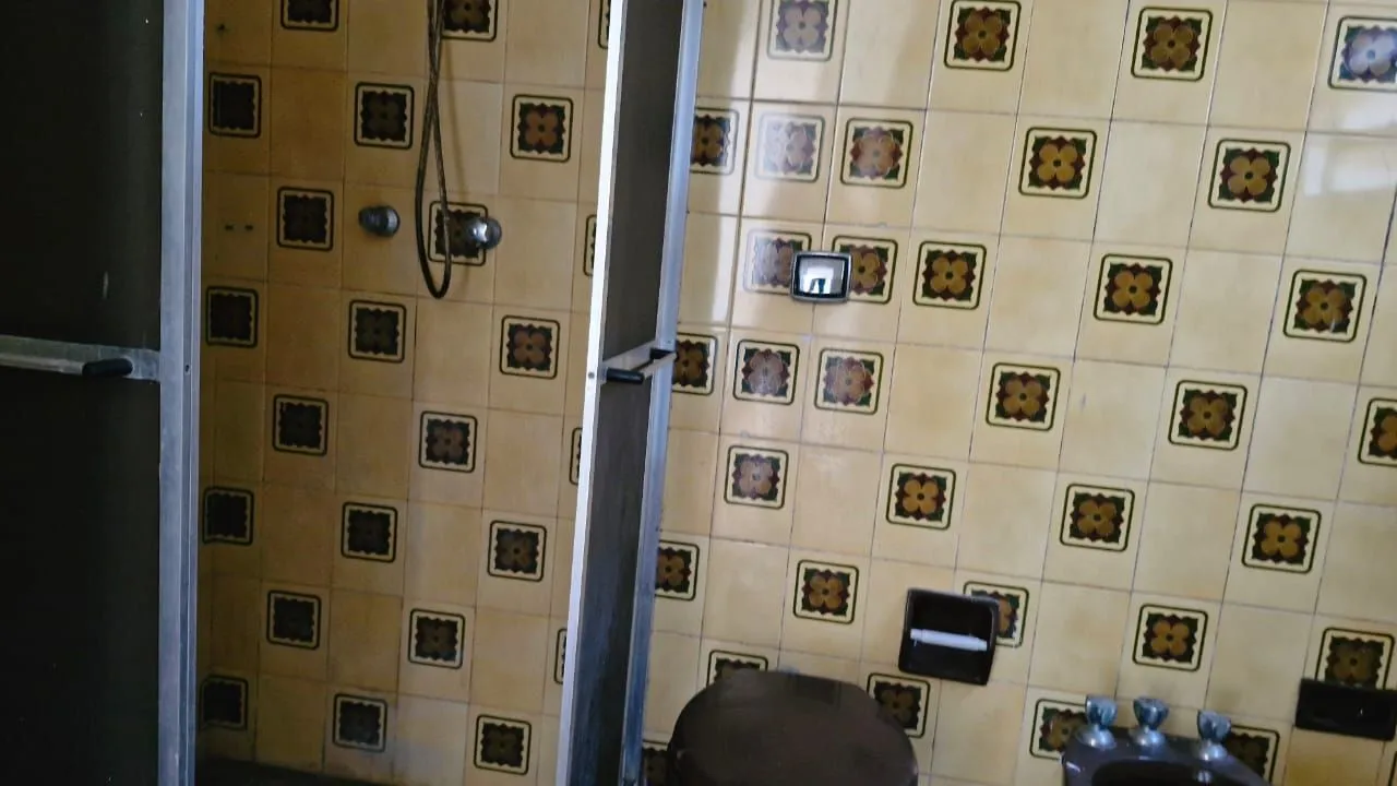 Imagem Apartamento com 2 dormitórios e garden na Rua Ijuí, pronto para reformar