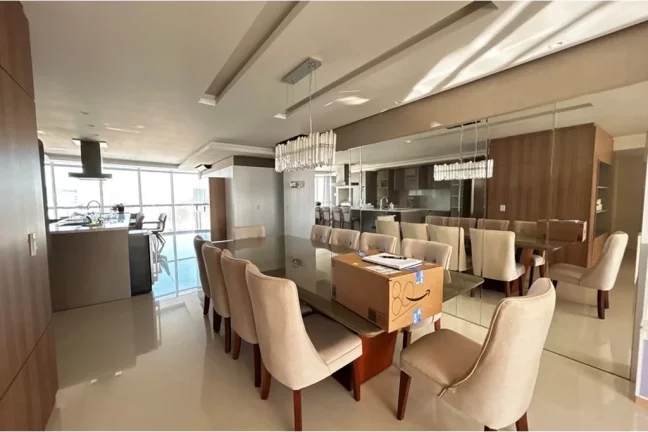 Imagem Apartamento à venda em Balneário Camboriú, Centro, com 4 quartos, 228m2