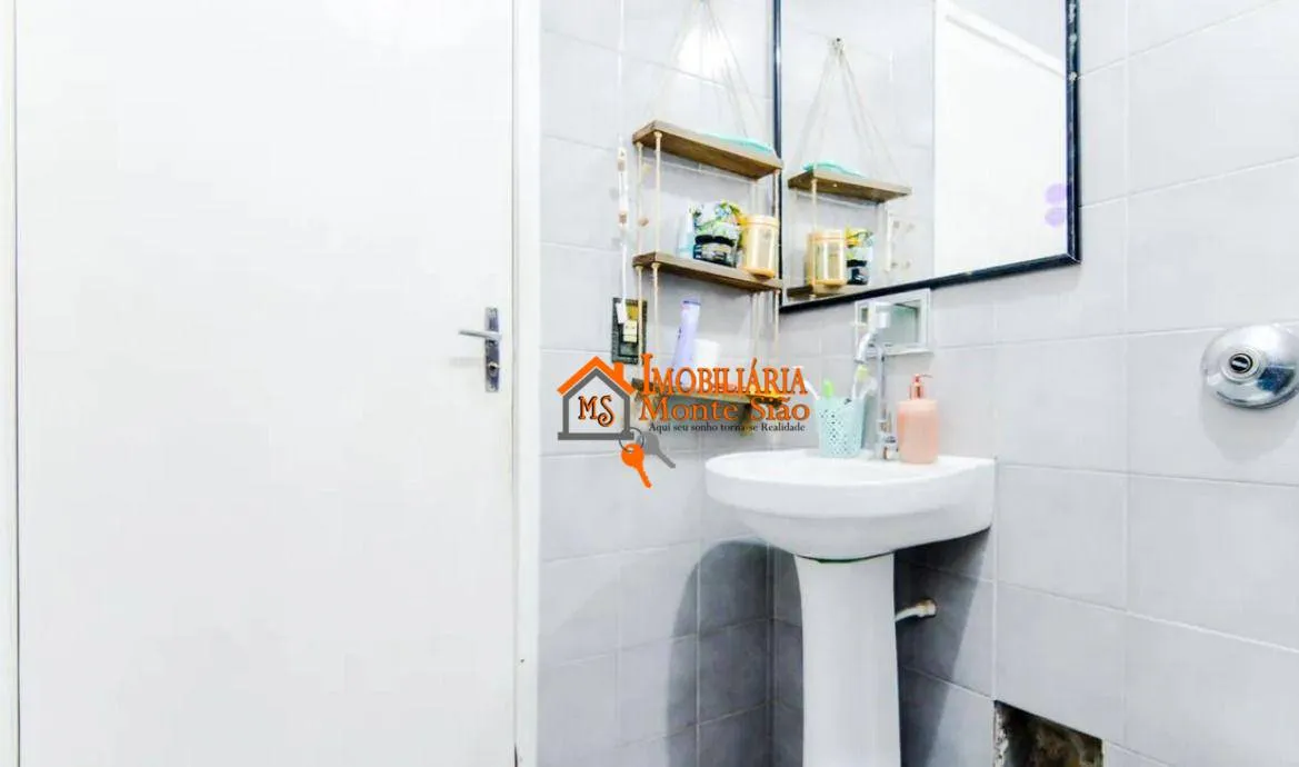 Imagem Sobrado com 3 dormitórios à venda, 170 m² por R$ 795.000,00 - Jardim Cocaia - Guarulhos/SP