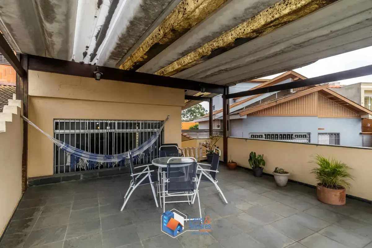 Imagem Sobrado para venda em Jardim Líbano com 3 quartos, sendo 1 suíte, 161m²