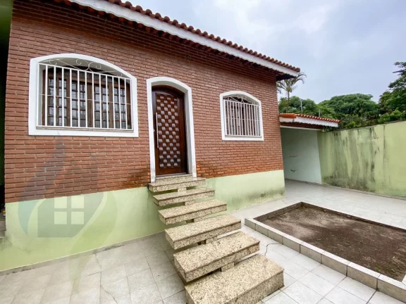 Imagem Casa com 2 dormitórios sendo 1 suíte, 2 banheiros, 4 vagas de 200,00 m² útil em Paulicéia, São Bernardo do Campo