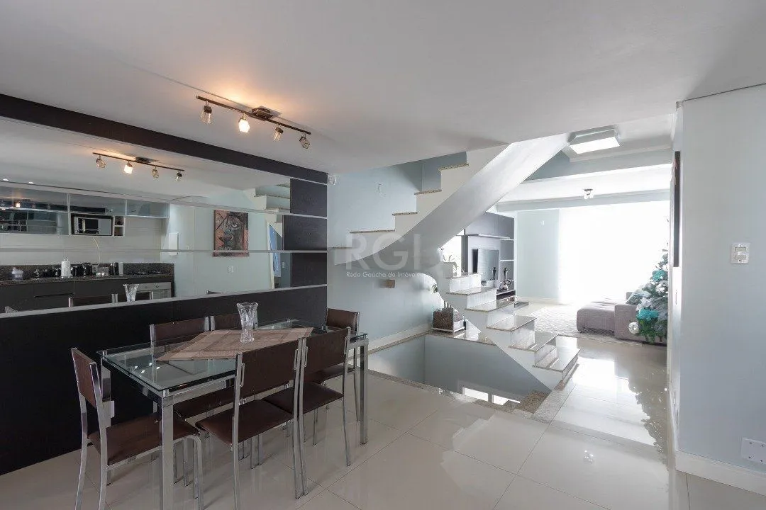 Imagem Casa para Venda - 168m², 3 dormitórios, sendo 1 suites, 2 vagas - Imperial Park