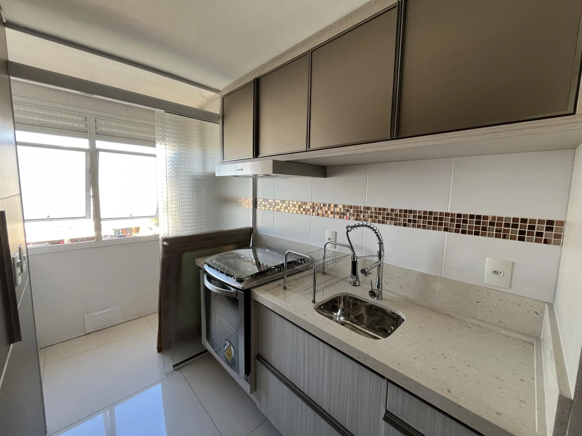 Imagem Apartamento de 2 quartos, suíte e 2 vagas garagem bairro São João Porto Alegre