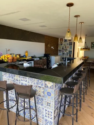 Imagem CASA COM 4 QUARTOS E 4 SUÍTES A VENDA NA PRAIA
