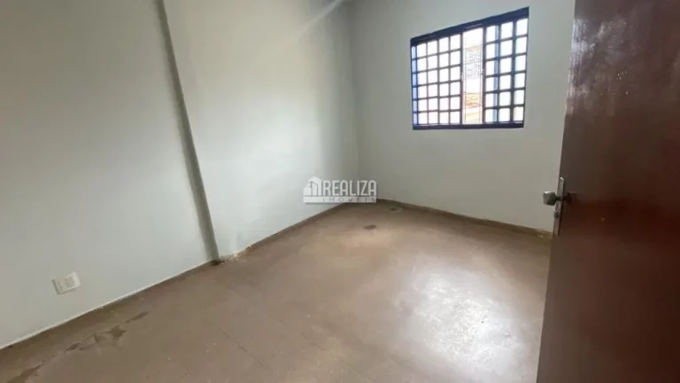 Imagem Casa com 5 dormitórios no Centro de Uberaba