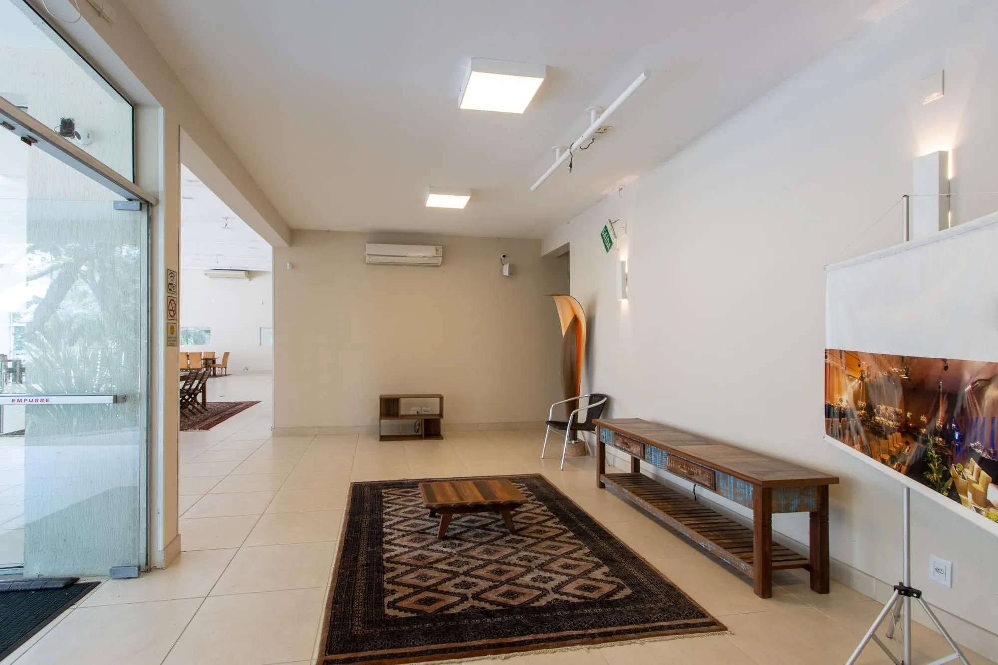 Imagem Outros para Venda - 1100m², 0 dormitórios, Belém Novo