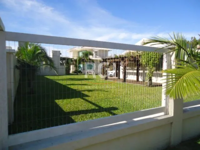 Imagem Casa para Venda - 320m², 4 dormitórios, sendo 2 suites, 3 vagas - Centro
