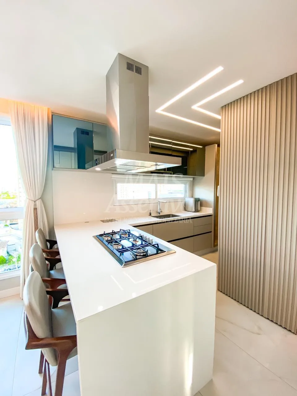 Imagem APARTAMENTO MOBILIADO PARA VENDA EM ITAJAÍ NO BAIRRO CENTRO