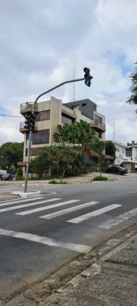 Foto do imóvel Prédio comercial exclusivo no Alto da Lapa, São Paulo-SP: 942m², 2 banheiros - Venda ou Locação!