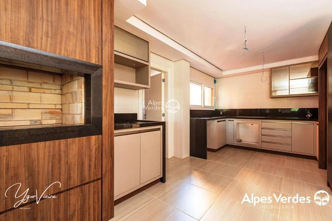 Imagem Vende-se apartamento por R$ 3.496.975,00 - Centro - Canela/RS