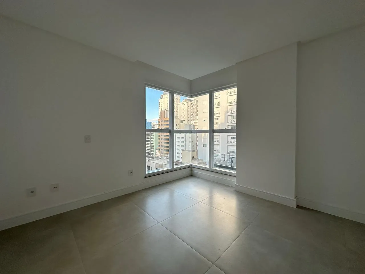 Imagem Apartamento à venda com 147m2 por R$ 1.650.000,00