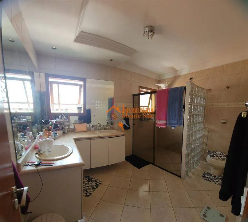 Imagem Sobrado com 5 dormitórios à venda, 300 m² por R$ 1.280.000,00 - Portão - Arujá/SP