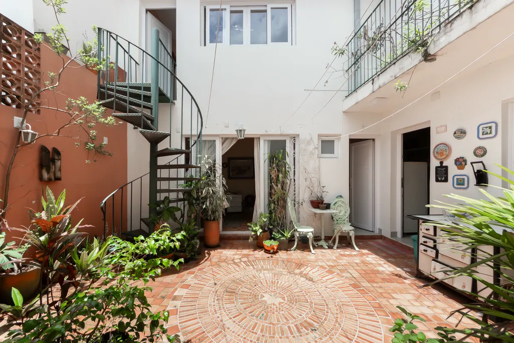 Imagem Casa à venda em São Paulo, Aclimação, com 4 quartos, 247m2