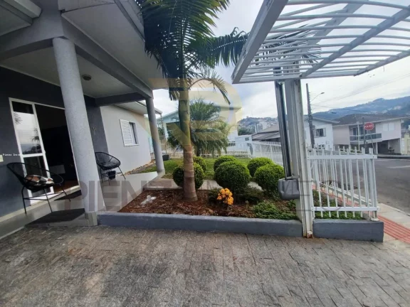 Imagem Casa para Venda em Concórdia, Centro, 2 dormitórios, 1 suíte, 2 banheiros, 1 vaga