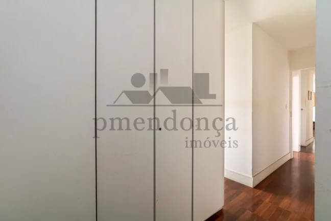 Imagem Apartamento com 94m² no Sumaré próximo ao metrô, 3 quartos e 1 vaga.