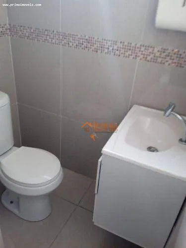 Imagem Sobrado com 3 dormitórios à venda, 130 m² por R$ 750.000,00 - Vila Galvão - Guarulhos/SP