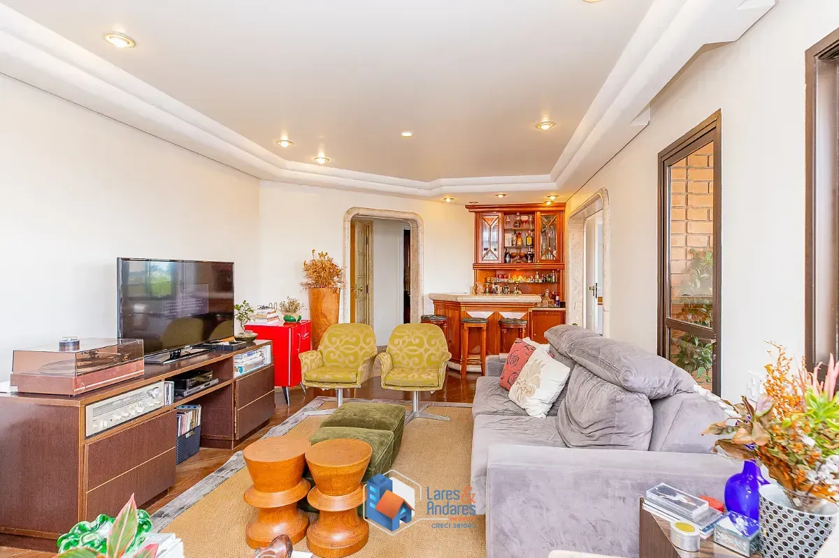 Imagem Apartamento para venda em Chácara Santo Antônio (Zona Sul) com 4 quartos, sendo 3 suítes, 194m²
