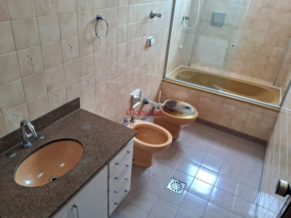 Imagem Belíssimo apartamento bem amplo em Santos no Boqueirão, com 2 dormitórios, uma suíte e vista livre à venda por R$ 620.000,00