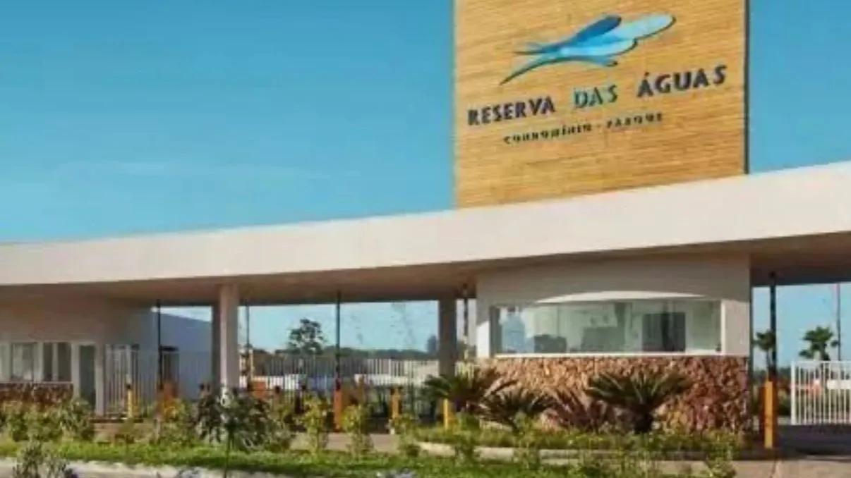 Foto do imóvel Lote à venda em Torres, Condomínio Reserva das Águas, 420m2