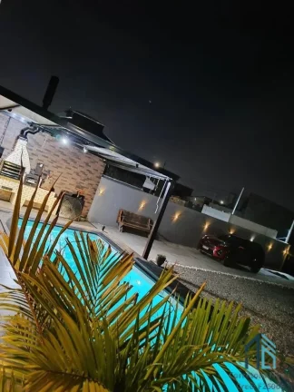 Imagem Casa/terreno 12X30, com construção, em São José dos Pinhais PR