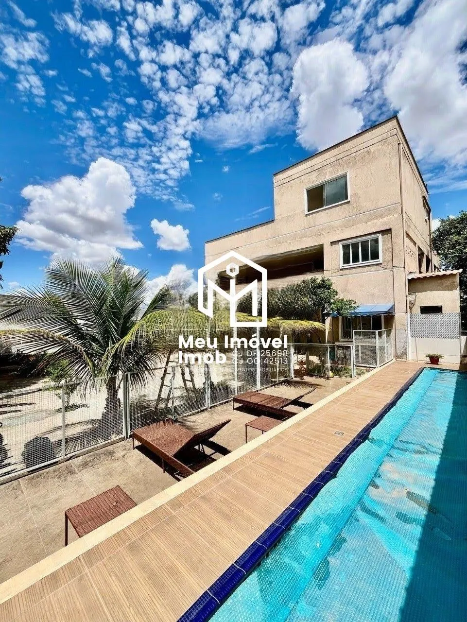 Imagem Colônia Agrícola Sobrado 4 Qtos 1 Suíte Vagas 450m² Piscina