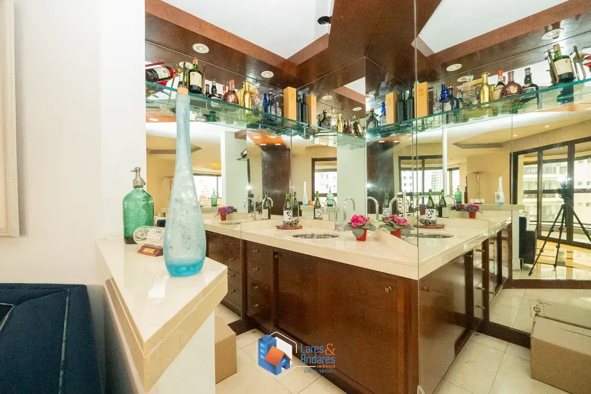 Imagem Apartamento para venda em Campo Belo com 3 quartos, sendo 3 suítes, 277m²