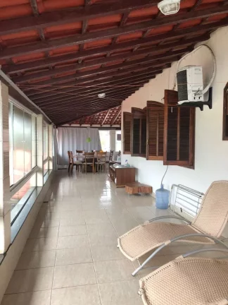 Imagem LINDA CASA COM 6 QUARTOS E 4 SUÍTES A VENDA A BEIRA MAR EM GUARAPARI ES