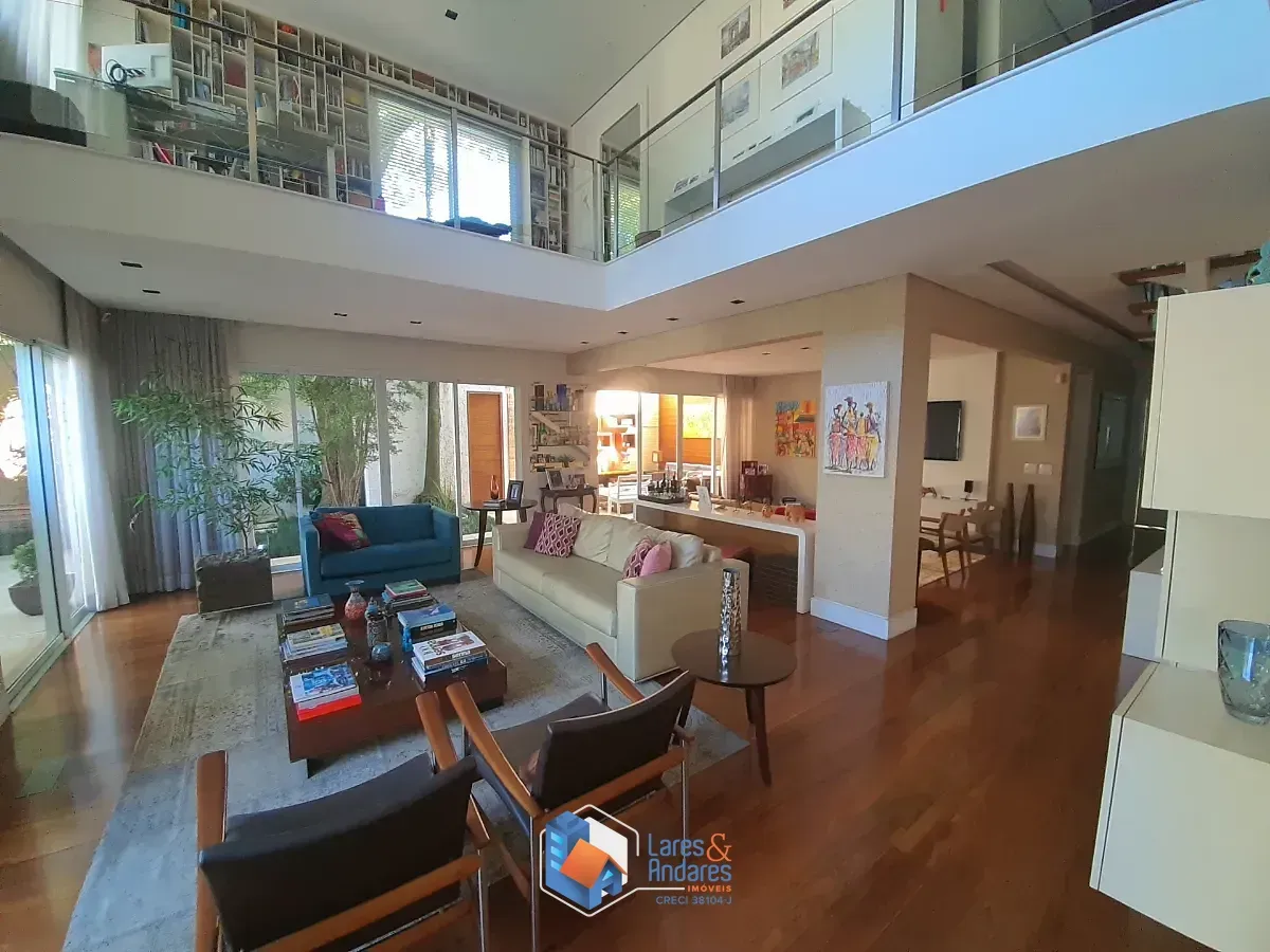 Imagem Casa no condomínio Villa Laplace para venda com 4 quartos, sendo 4 suítes, 575m²