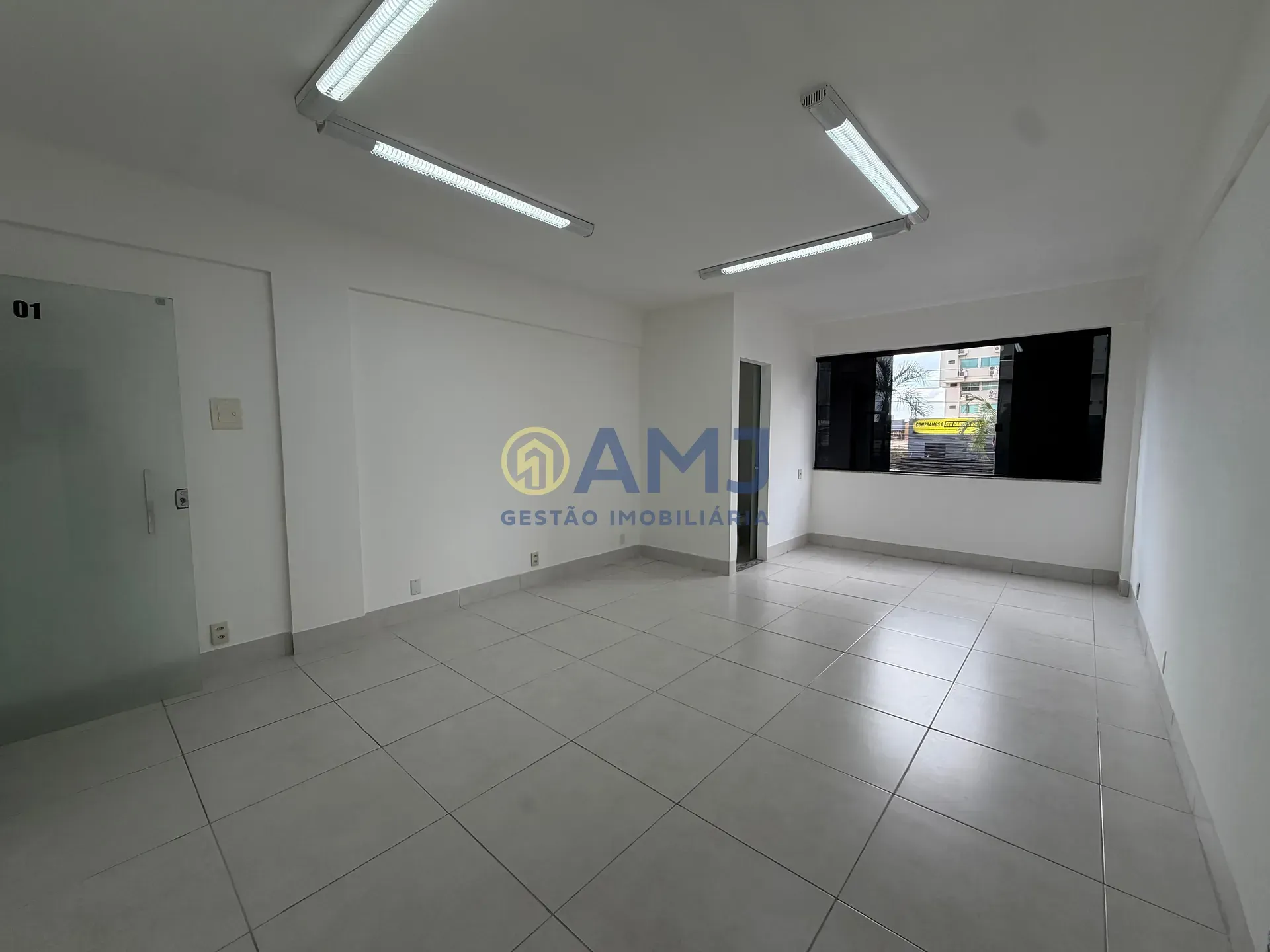 Foto do imóvel SALA COMERCIAL PARA LOCAÇÃO | AV. T-7 | SETOR BUENO- GOIÂNIA em Endereço não informado