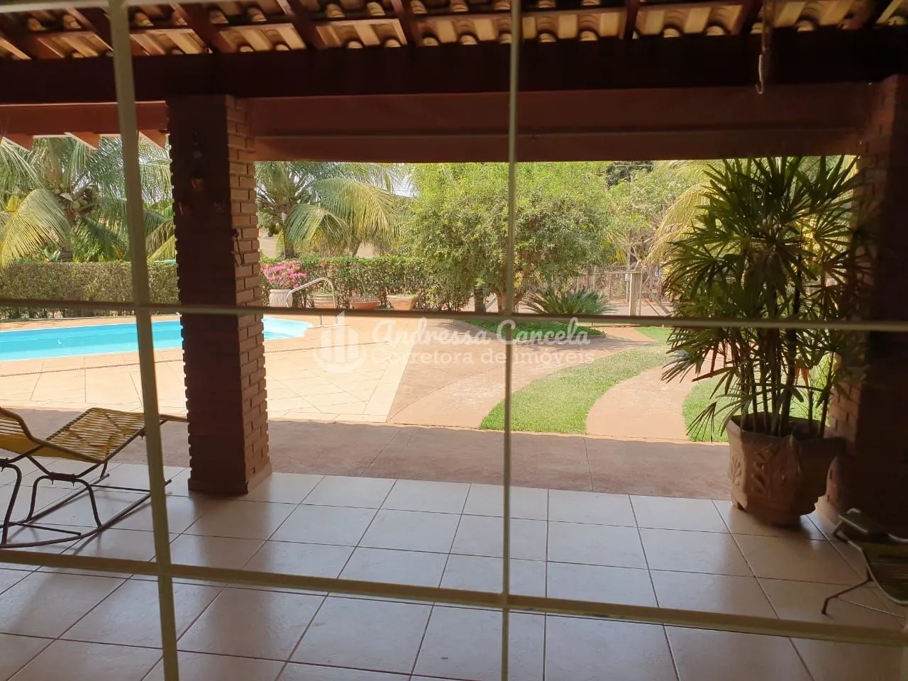 Imagem Rancho completo à venda, 302 m² por R$ 1.600.000 - Condomínio Enseada Azul II - Fronteira/MG