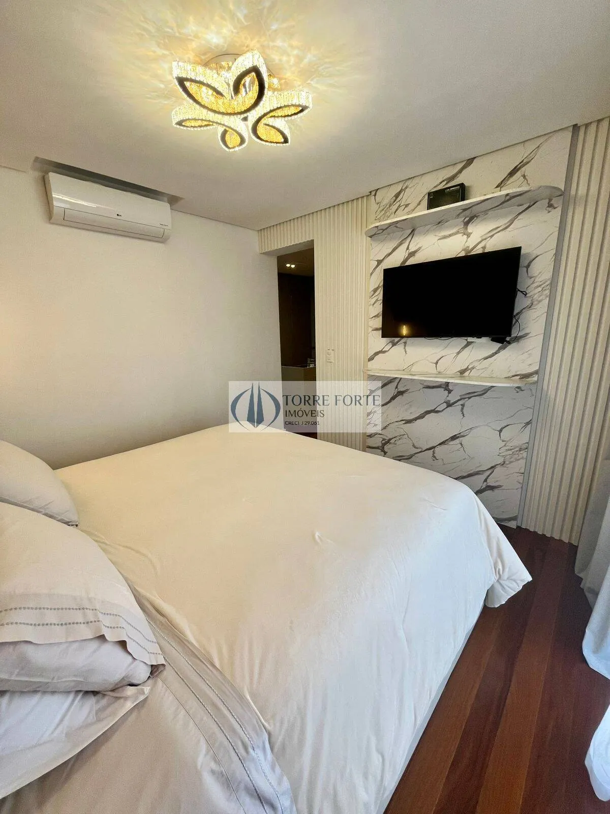 Imagem Excelente apartamento 170 m², 3 dormitórios sendo 1 suíte, na Vila Suzana
