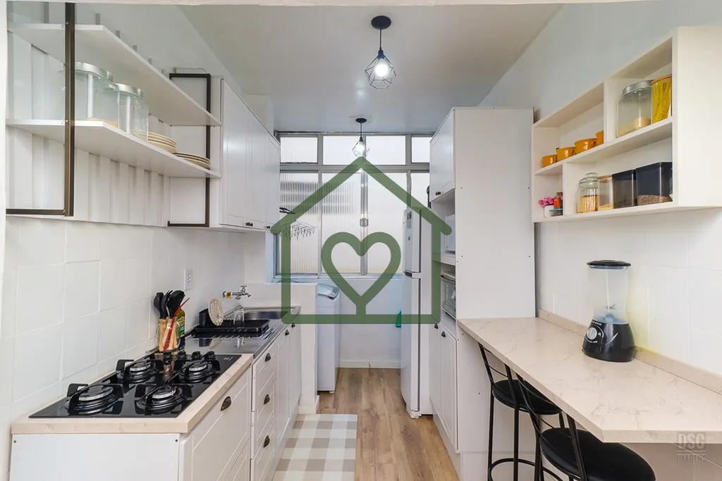 Imagem À venda um charmoso apartamento localizado na região sul do Brasil, no prestigiado bairro de Moinh...