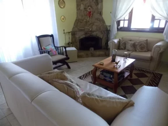 Imagem Belíssima casa térrea a venda no condomínio Ninho Verde I Eco Residence - com 3 dormitórios e piscina