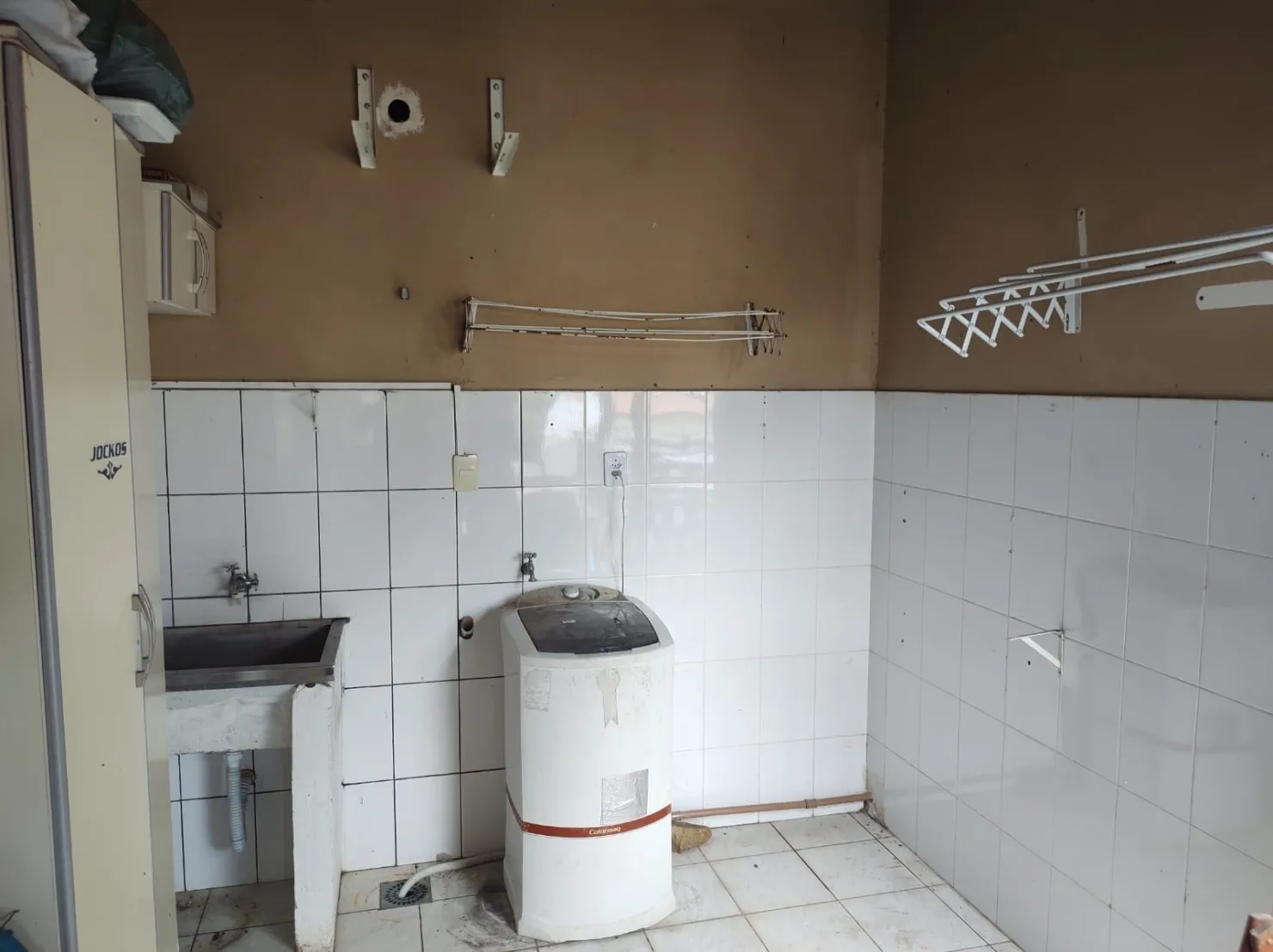 Imagem Casa à venda 3 Quartos, 1 Suite, 2 Vagas, 500M², Residencial Mombaça, Pindamonhangaba - SP