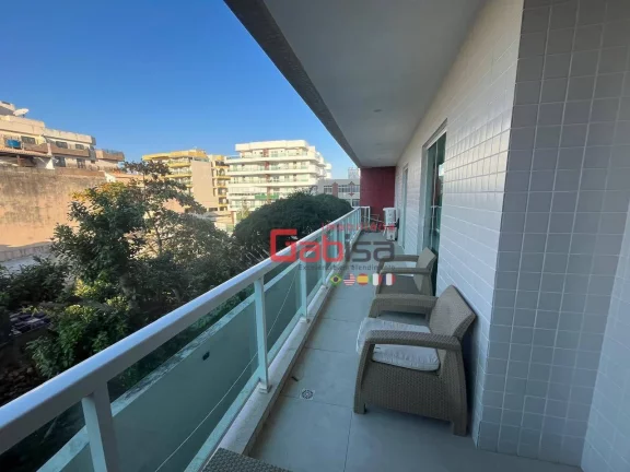 Imagem Apartamento com 3 dormitórios à venda, 80 m² por R$ 1.000.000,00 - Centro - Cabo Frio/RJ