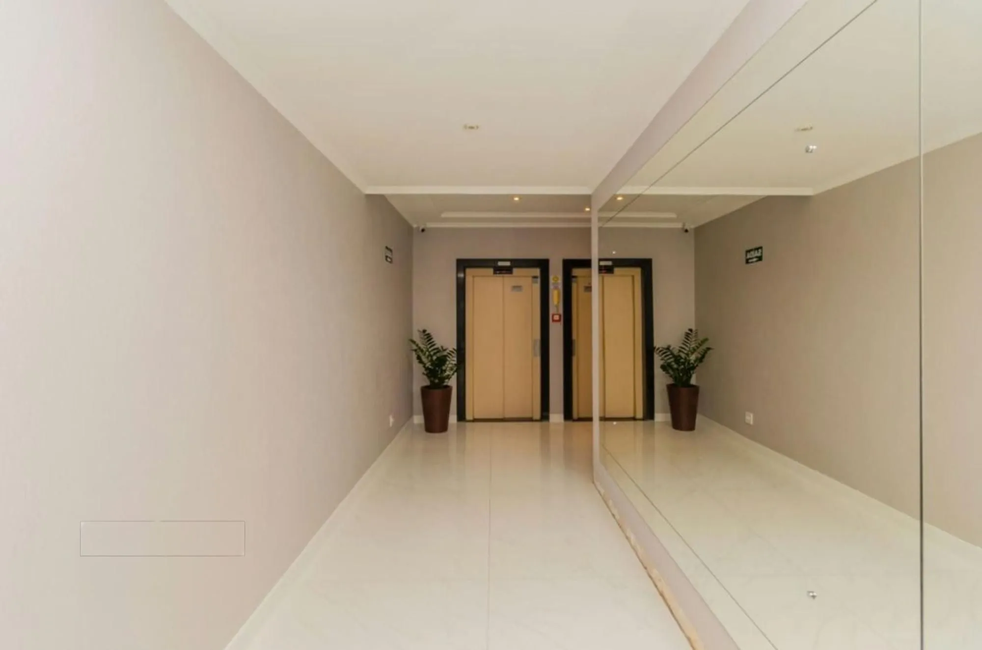 Imagem Apartamento à venda com 2 quartos 89 m²