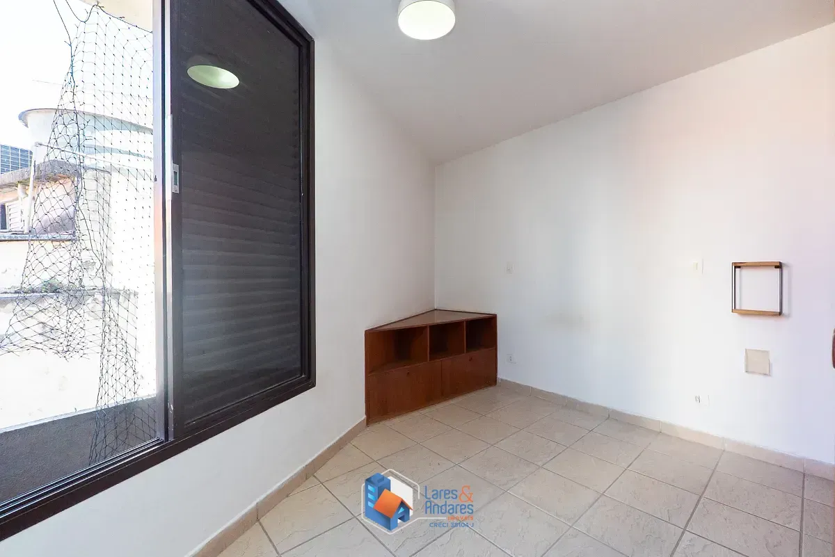 Imagem Casa para venda e locação em Cambuci com 4 quartos, sendo 1 suíte, 115m²