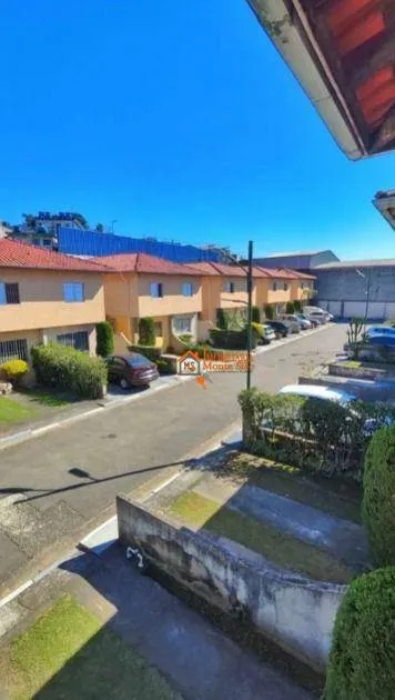 Foto do imóvel Sobrado com 3 dormitórios à venda, 90 m² por R$ 446.000,00 - Cidade Aracilia - Guarulhos/SP