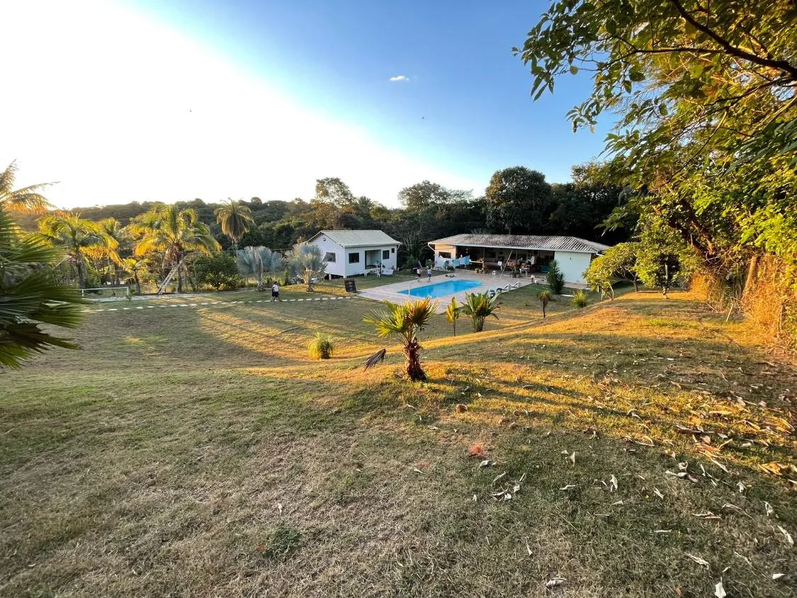 Imagem SÍTIO À VENDA EM CONDOMÍNIO FECHADO - CONTAGEM/MG / - Área total: 10.000 m²