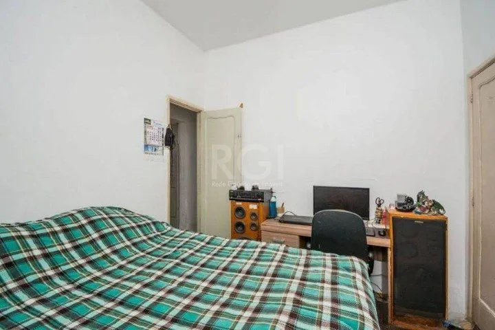 Imagem Casa para Venda - 290m², 3 dormitórios, 4 vagas - Santo Antonio