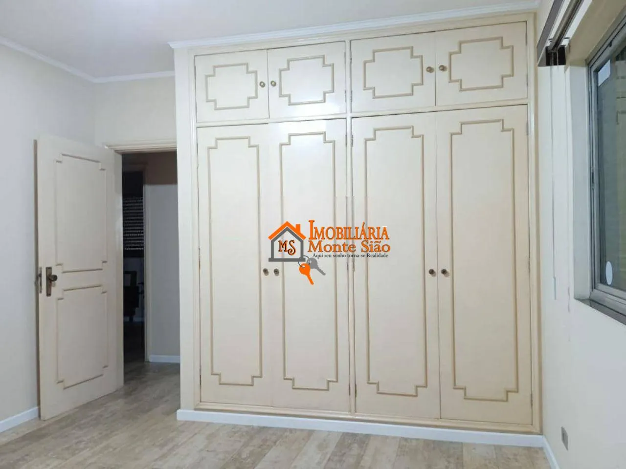 Imagem Sobrado para alugar, 190 m² por R$ 10.234,00/mês - Jardim Santa Francisca - Guarulhos/SP