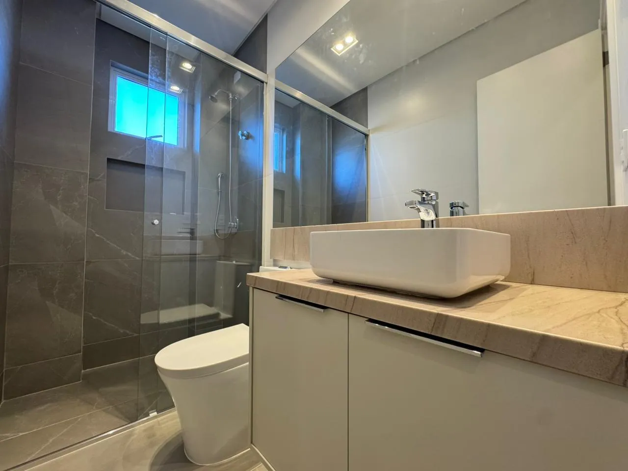 Imagem Apartamento com vista para o mar à venda com 164m2 por R$ 4.790.000,00