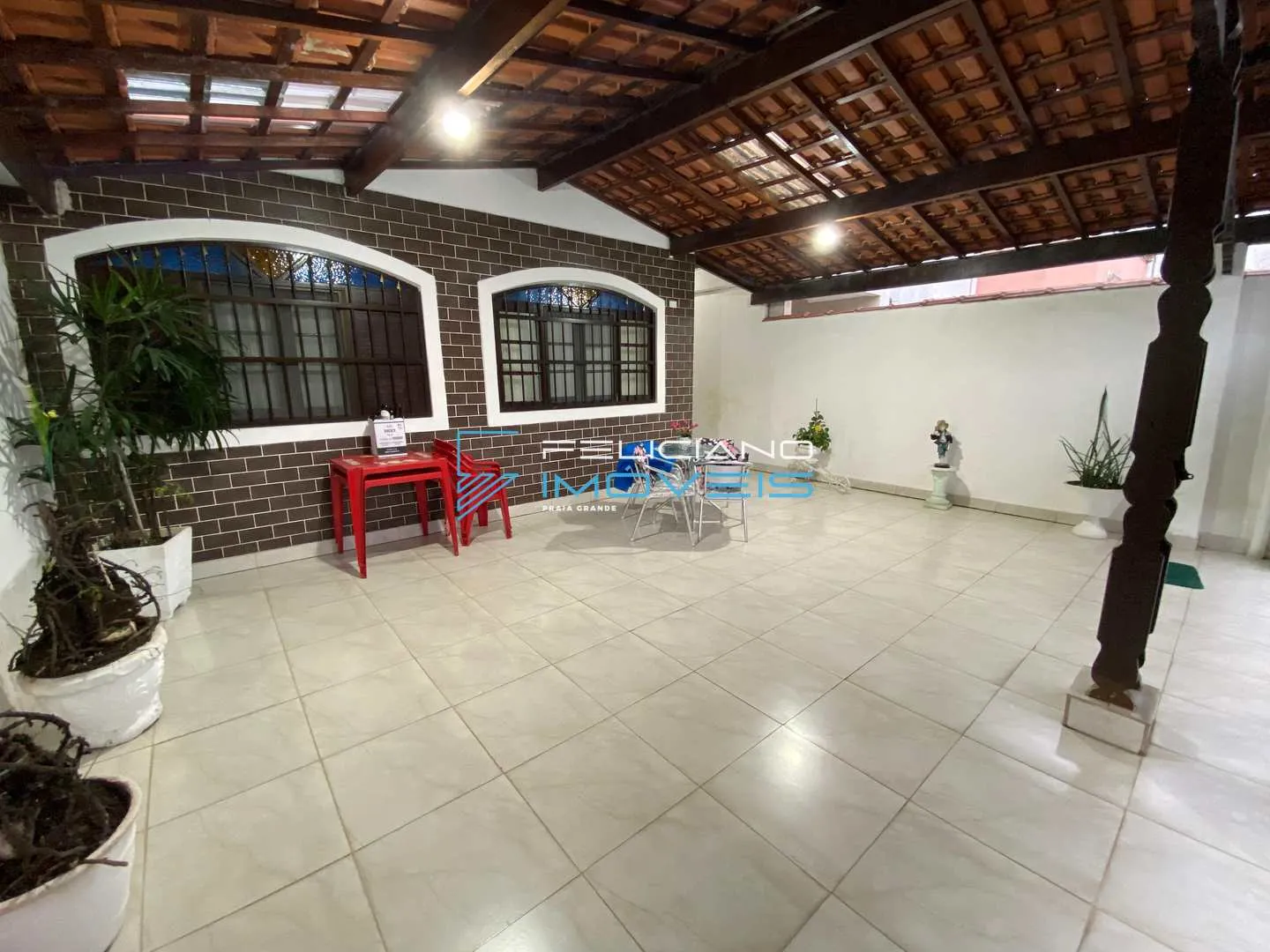 Imagem Casa com 2 quartos, Boqueirão, Praia Grande - R$ 650 mil, Cod: 6529
