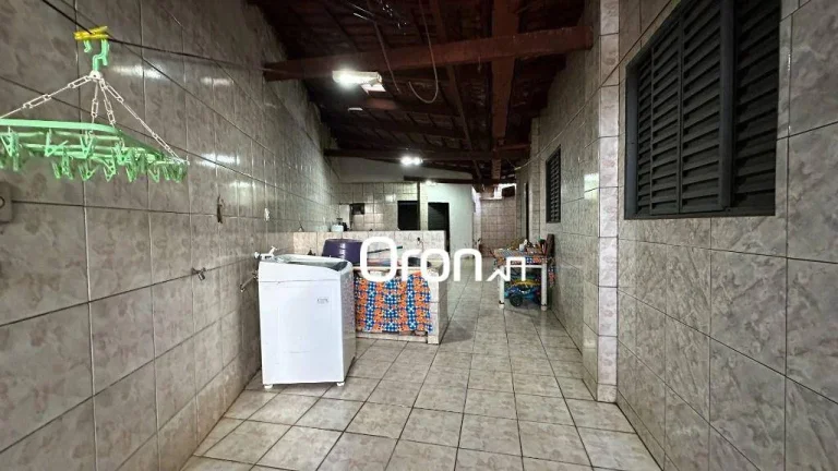 Imagem Casa à venda, 191 m² por R$ 710.000,00 - Santa Genoveva - Goiânia/GO