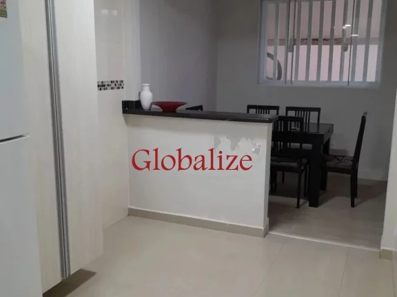 Imagem Sobrado à venda com 130m², 2 quartos, 2 banheiros, 2 vagas, churrasqueira por R$1.030.000,00 no Marapé em Santos