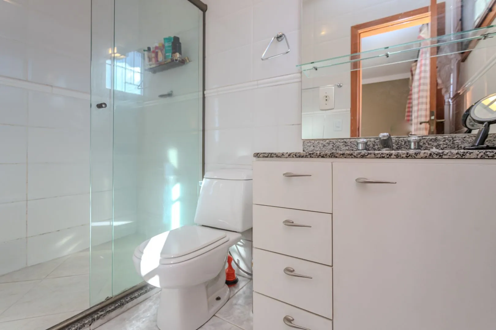 Imagem Casa sobrado no bairro Chácara das Pedras de 3 dormitórios e 2 vagas